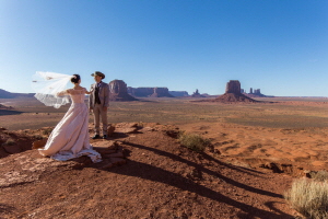 Monument Valley Wedding